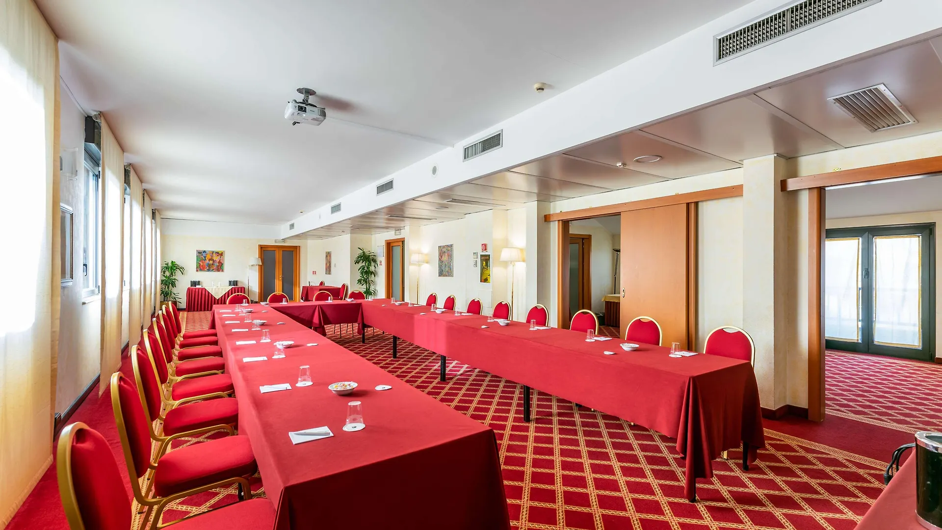 ****  Hotel Mirage Sure Hotel Collection By Best Western Milan Italie