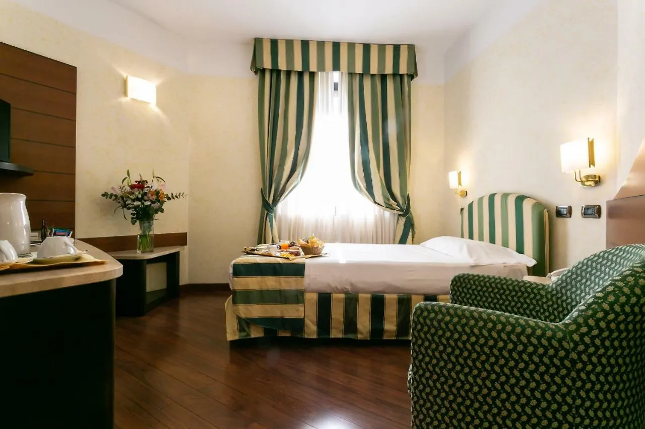 Hotel Mirage Sure Hotel Collection By Best Western Milan 4*,