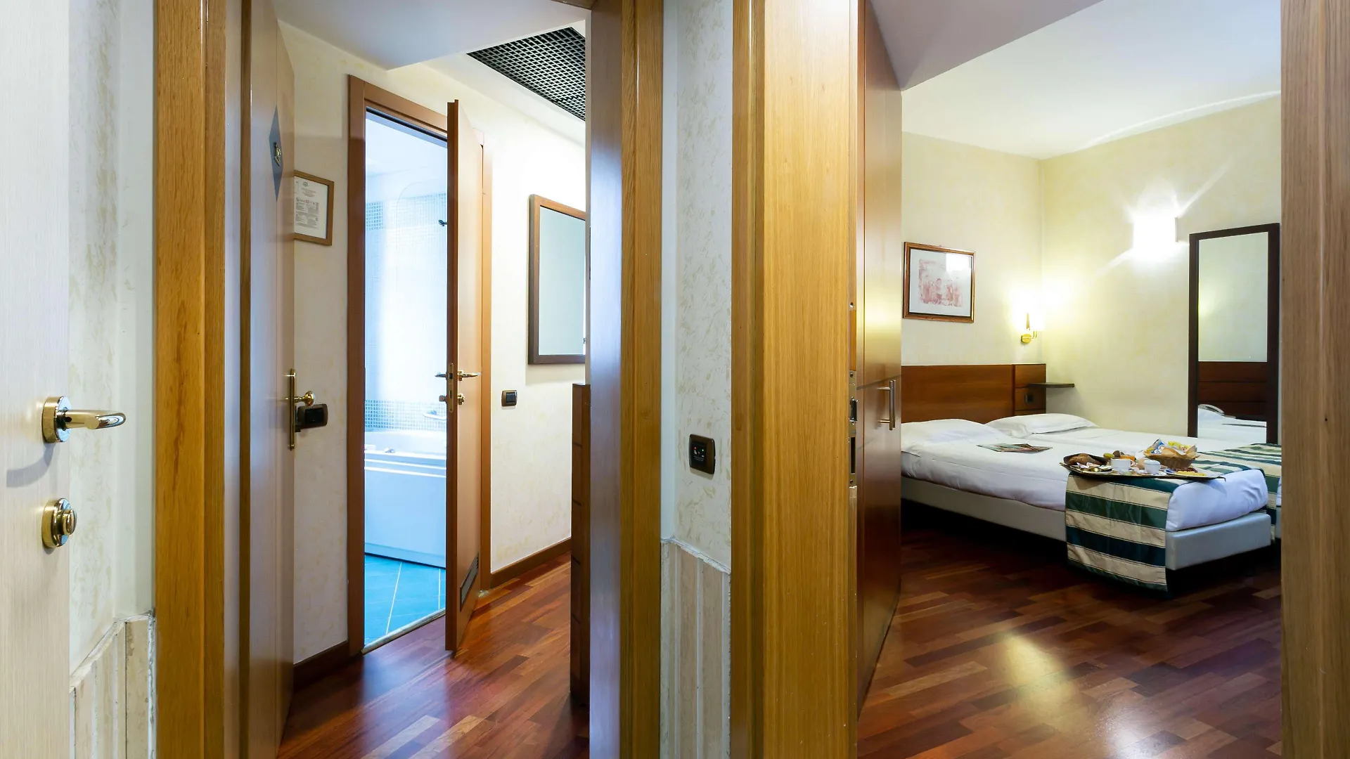 Hotel Mirage Sure Hotel Collection By Best Western Μιλάνο 4*,